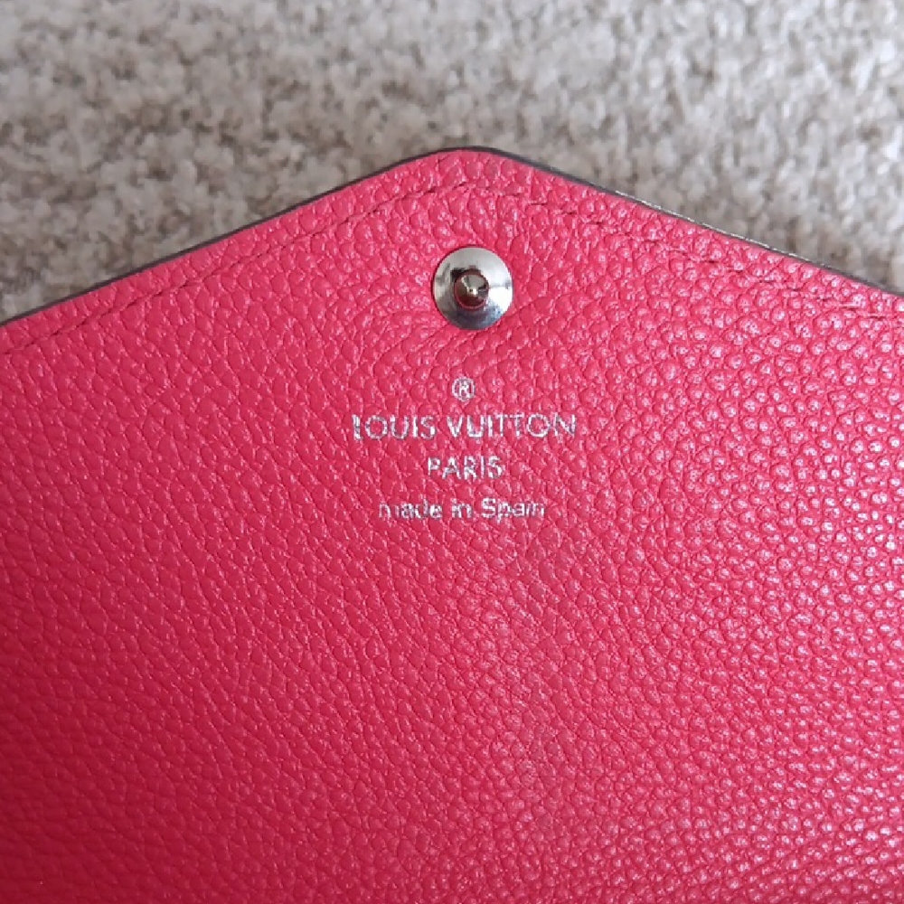 Louis Vuitton Empreinte Sarah Red Leather Envelope Wallet - Picture 4 of 16